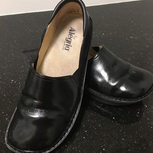 Alegria Debra patent blk nursing shoes euro sz 41